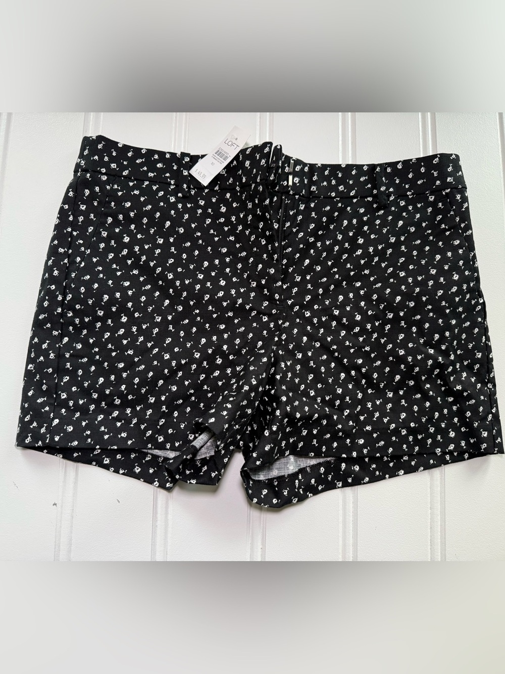 Loft The Riviera Shorts 10 Flat Front Ann Taylor Women Black White NEW 3086